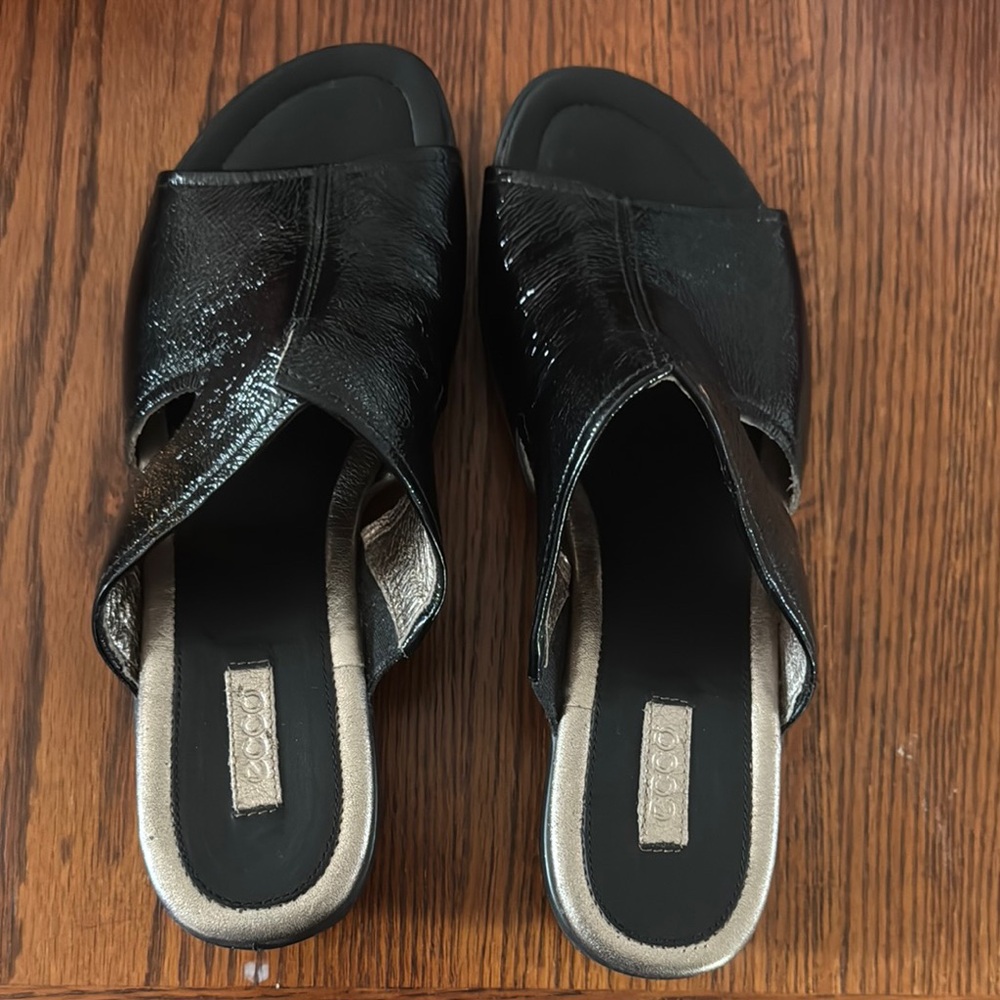 ECCO Women's Black Slide Sandals Size 10.